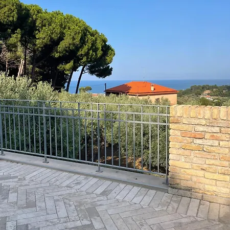 Casa de Férias La Bouganvillea Francavilla Al Mare