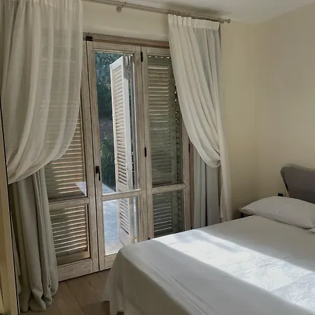 度假居 La Bouganvillea 滨海弗兰卡维拉